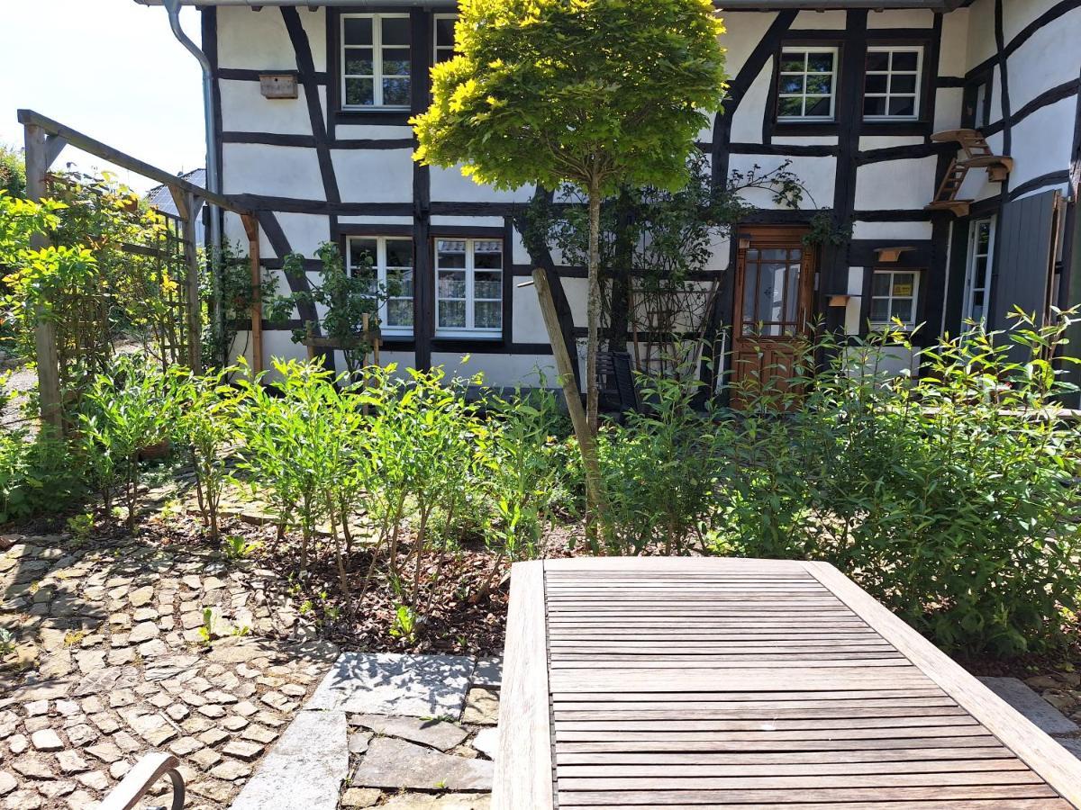 Ferienhaus Altes Backhaus Roetgen Exterior foto
